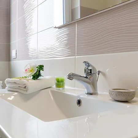 Giada 2p - Palazzina Laura Myho Casa * トルトレート